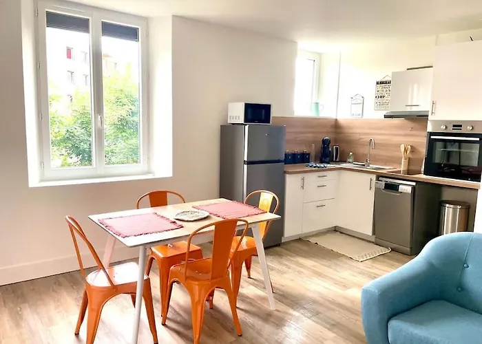 Logement Cosy Et Jardin